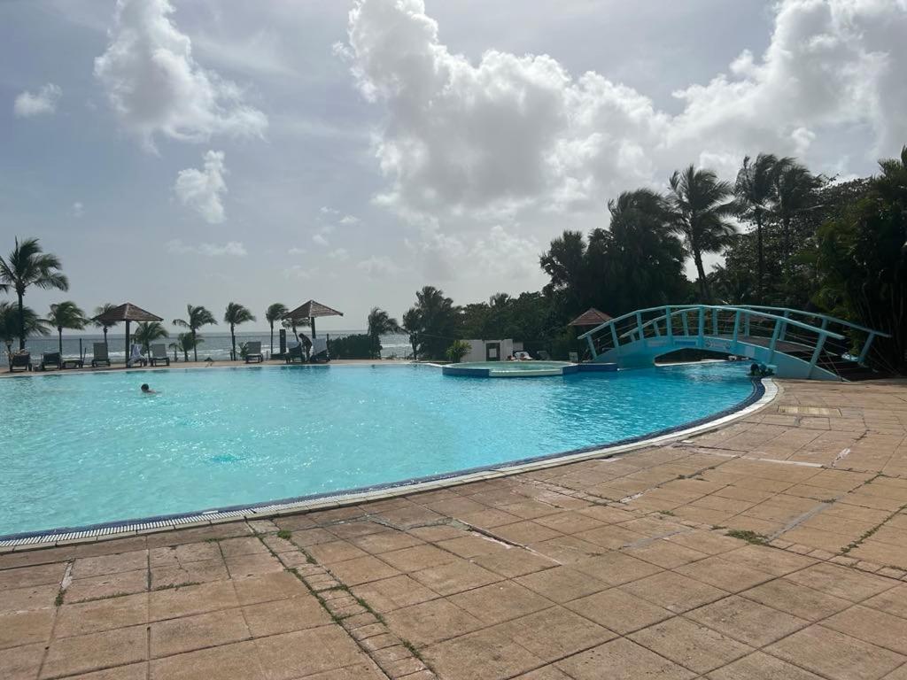Appart T3 Village Vacances Sainte-Anne Courcelles Екстериор снимка